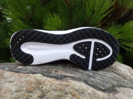 Nike Revolution 8