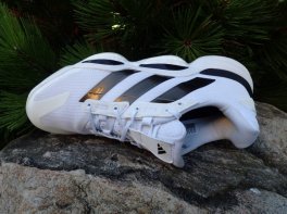 Adidas Stabil 16