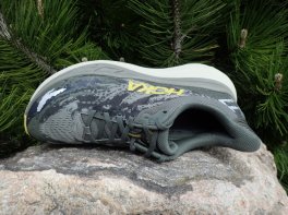 Hoka Stinson 7