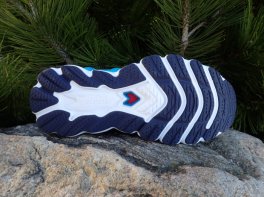 Mizuno Wave Sky 7