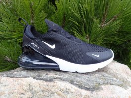 Nike Air Max 270