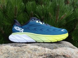 Hoka Arahi 6
