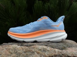 Hoka Clifton 9