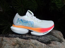 Hoka Cielo X1