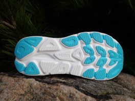 Hoka Clifton 10