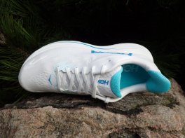 Hoka Clifton 10