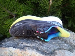 Hoka Clifton 9