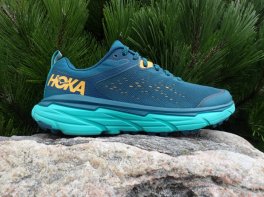 Hoka Challenger 6