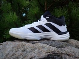 Adidas Courtstabil