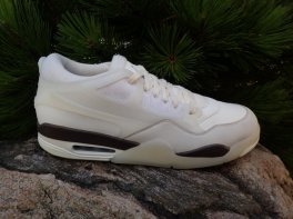 Air Jordan 4 RM