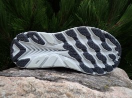 HOKA Clifton 8
