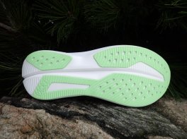 Hoka Mach 6