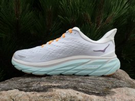 HOKA Clifton 8