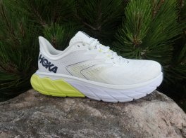 Hoka Arahi 5
