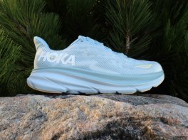 Hoka Clifton 9