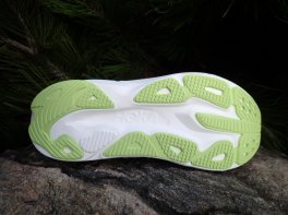 Hoka Skyflow