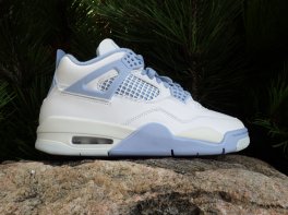 Jordan Air Jordan 4 Sportiniai batai moterims