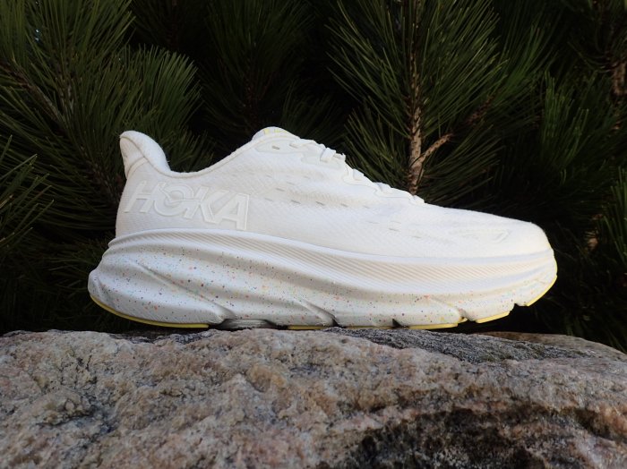 Hoka Clifton 9