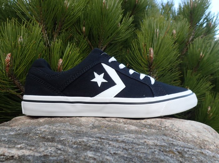 Converse El Distrito