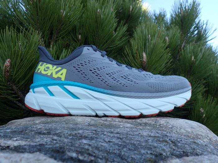 HOKA Clifton 7 