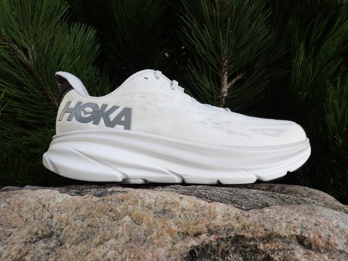 Hoka Clifton 9