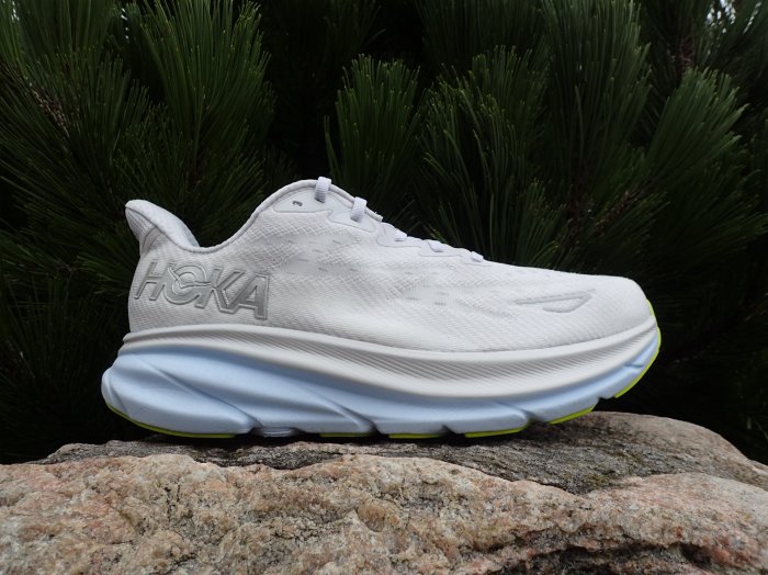 Hoka Clifton 9