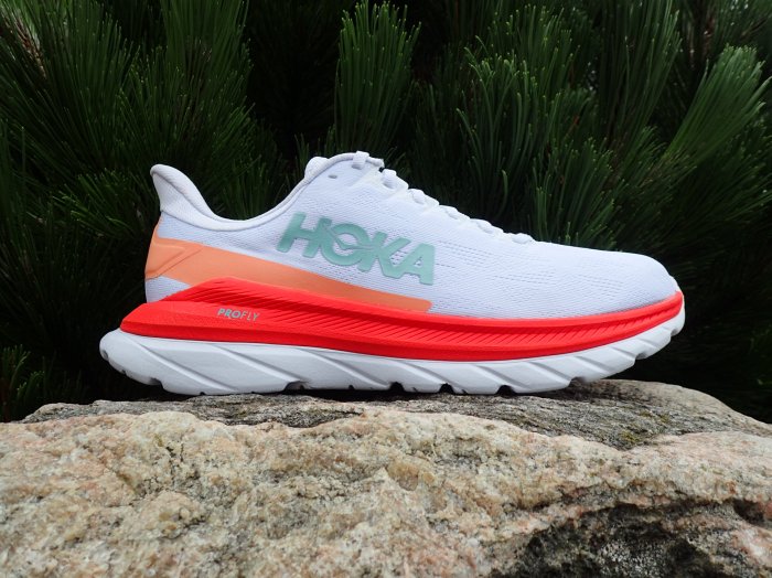 Hoka Mach 4