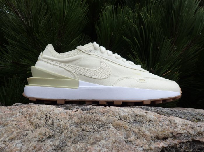 Nike Waffle One Ess
